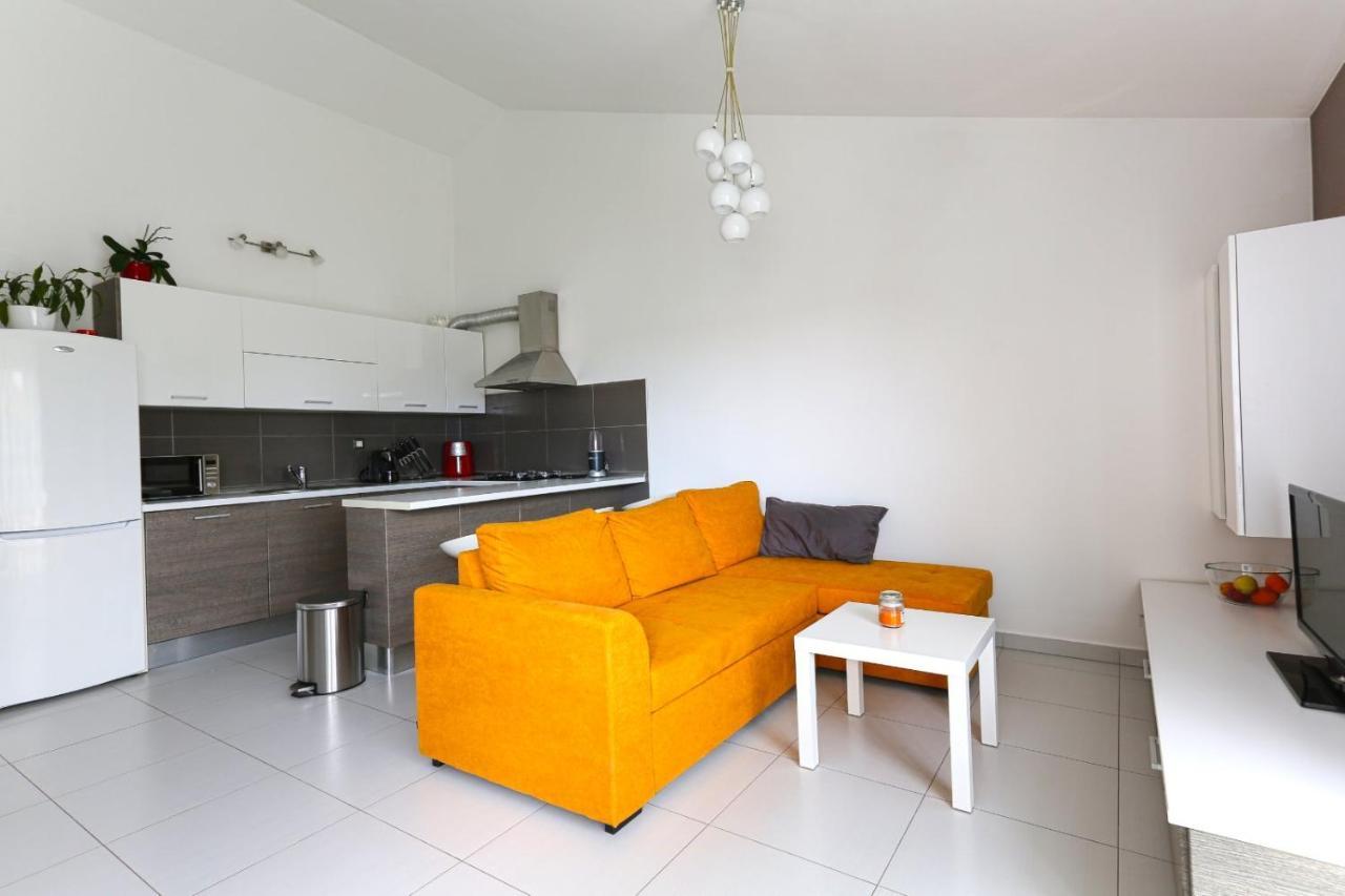 Апартаменты Apartman M&A Пула Экстерьер фото