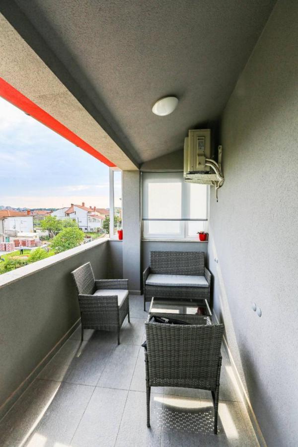Апартаменты Apartman M&A Пула Экстерьер фото